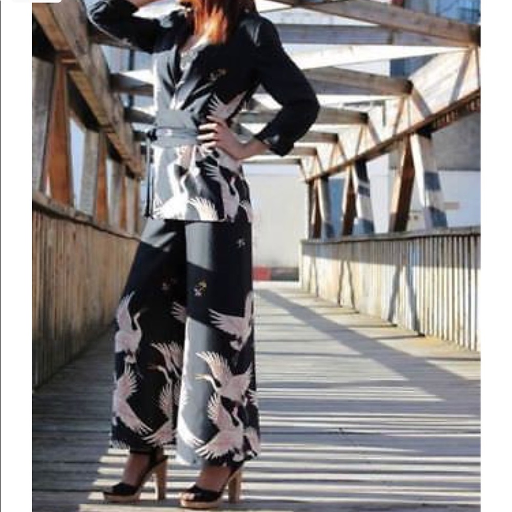 SOLD! Zara Stork Printed Kimono Culottes Pants - Picture 6 of 8